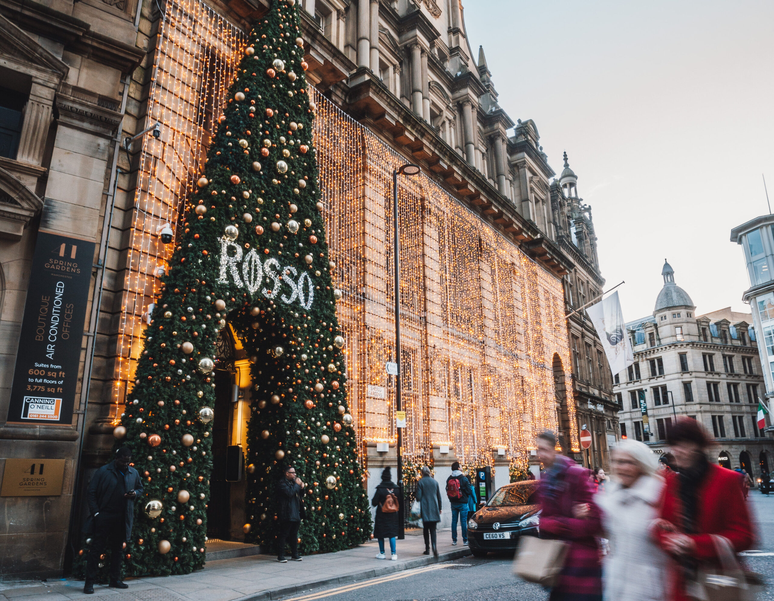 Best Christmas Gifts Under £20 on King Street Manchester